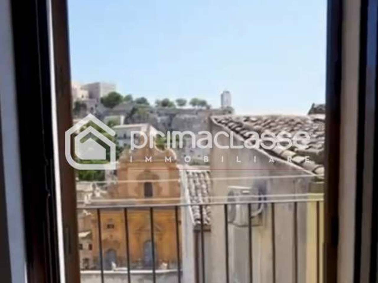 casa indipendente in vendita a Modica in zona Modica Bassa