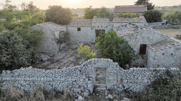 casa indipendente in vendita a Modica in zona Frigintini