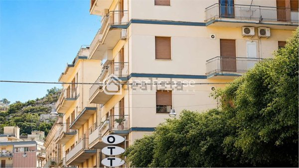 appartamento in vendita a Modica in zona Modica Bassa