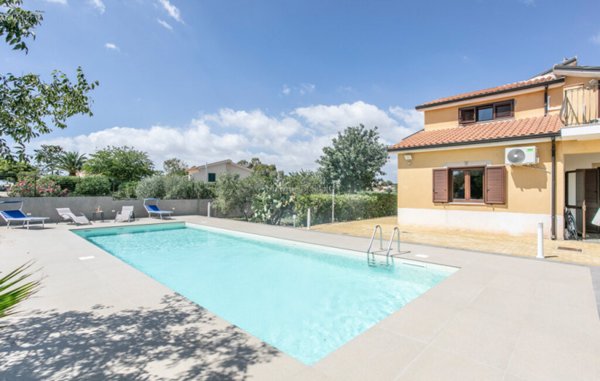 casa indipendente in vendita a Modica