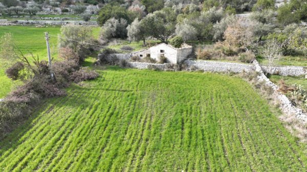 casa indipendente in vendita a Modica