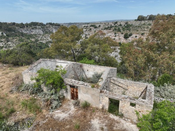casa indipendente in vendita a Modica in zona Sacro Cuore