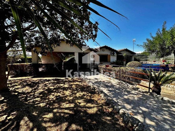 casa indipendente in vendita a Modica in zona Sacro Cuore