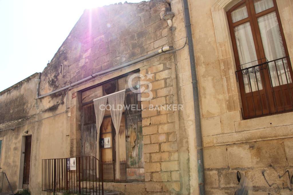 appartamento in vendita a Modica in zona Modica Alta