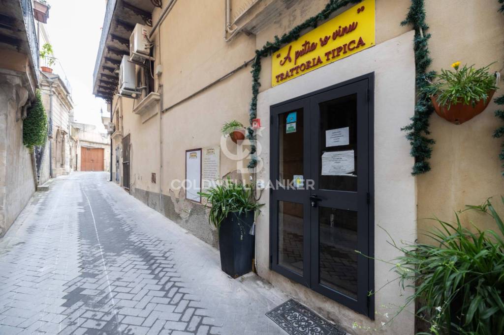 quadrivano in vendita a Modica in zona Modica Bassa