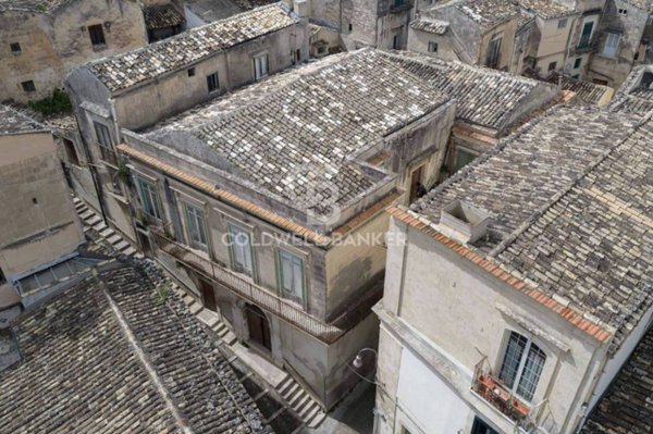 casa indipendente in vendita a Modica in zona Modica Bassa