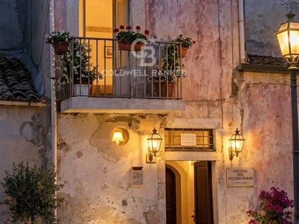 casa indipendente in vendita a Modica in zona Modica Bassa