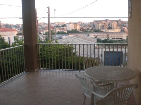 casa indipendente in vendita a Modica in zona Sacro Cuore