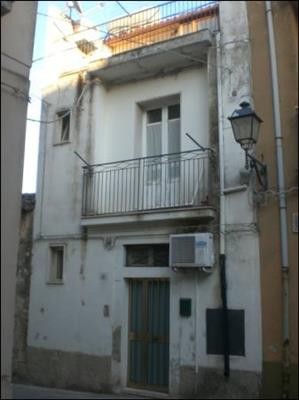casa indipendente in vendita a Modica in zona Modica Alta