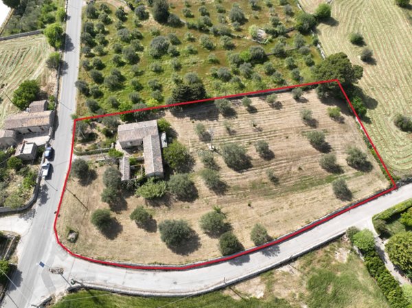 casa indipendente in vendita a Modica