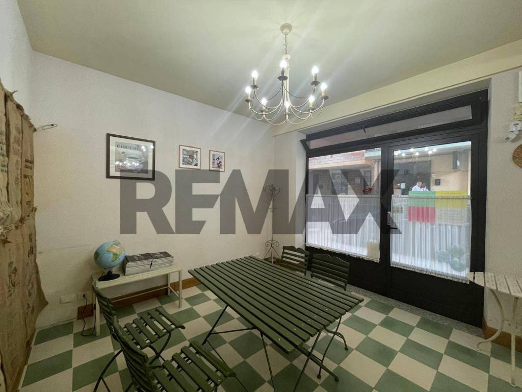 negozio in vendita a Modica in zona Sacro Cuore