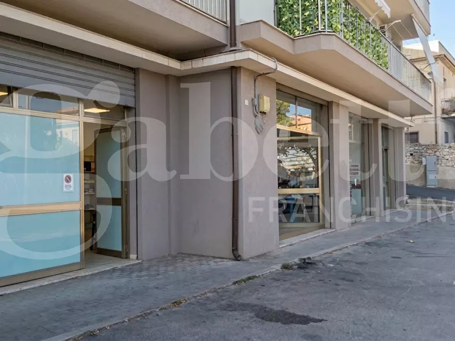 locale commerciale in vendita a Modica in zona Modica Alta