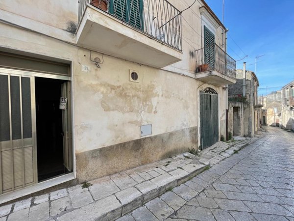 casa indipendente in vendita a Modica in zona Modica Alta