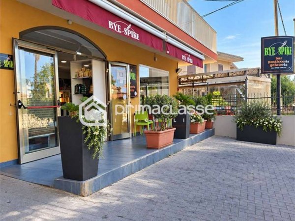locale commerciale in vendita a Modica in zona Sacro Cuore