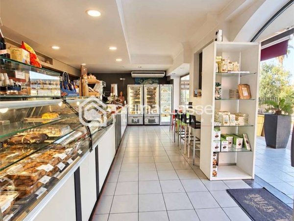 locale commerciale in vendita a Modica in zona Sacro Cuore