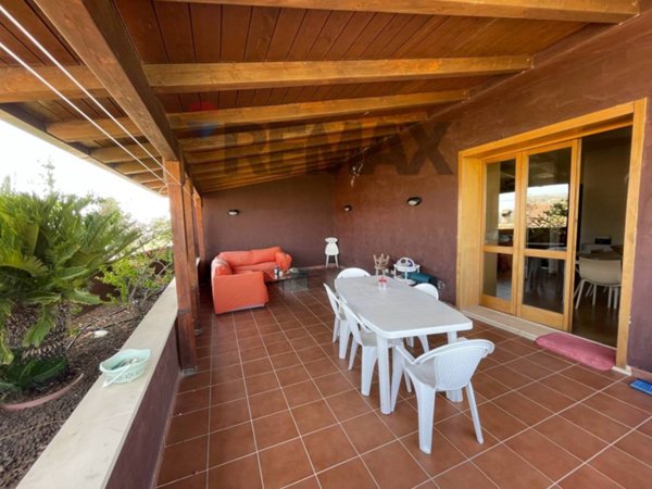 casa indipendente in vendita a Modica