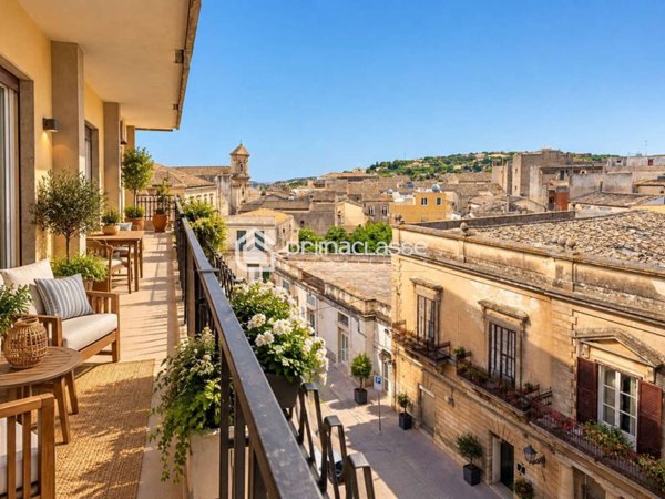 appartamento in vendita a Modica in zona Modica Alta