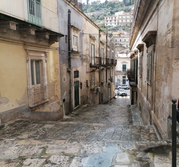 appartamento in vendita a Modica in zona Modica Bassa