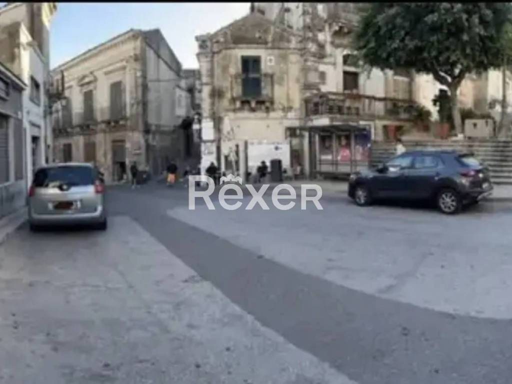 casa indipendente in vendita a Modica in zona Modica Alta