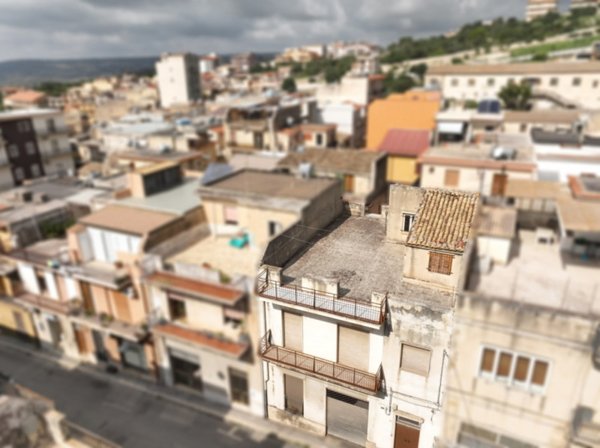 casa indipendente in vendita a Modica in zona Modica Alta