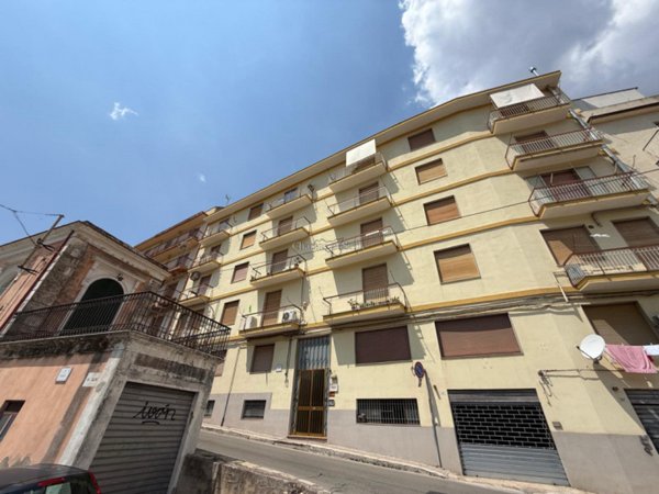 appartamento in vendita a Modica in zona Modica Bassa
