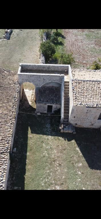 casa indipendente in vendita a Modica