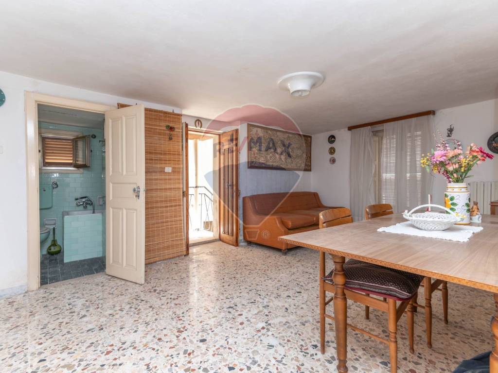 casa indipendente in vendita a Monterosso Almo