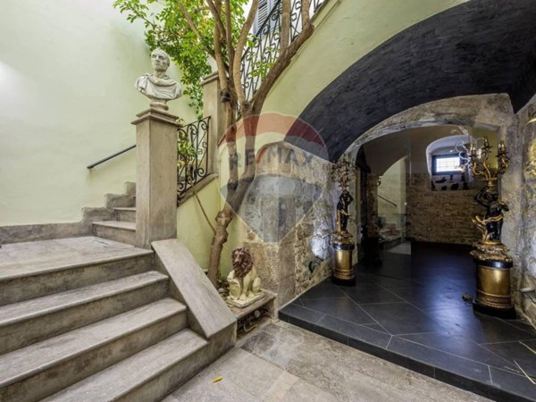 casa indipendente in vendita a Monterosso Almo