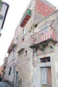 locale commerciale in vendita a Monterosso Almo