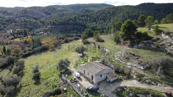 appartamento in vendita a Monterosso Almo