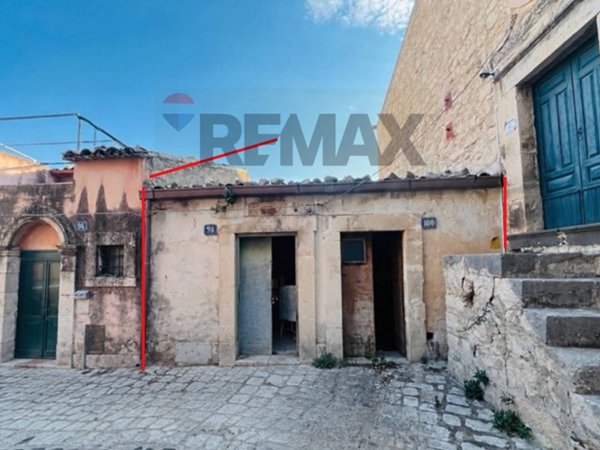 casa indipendente in vendita a Monterosso Almo in zona Monterosso Almo