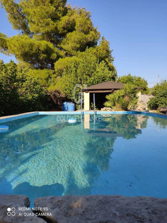 casa indipendente in vendita a Monterosso Almo
