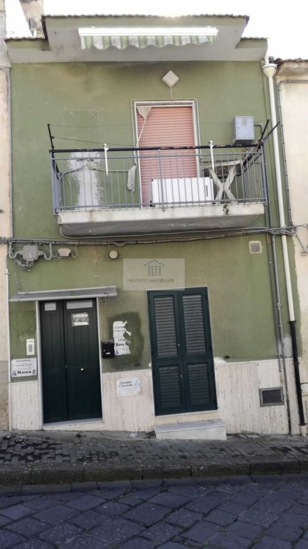 casa indipendente in vendita a Monterosso Almo in zona Monterosso Almo