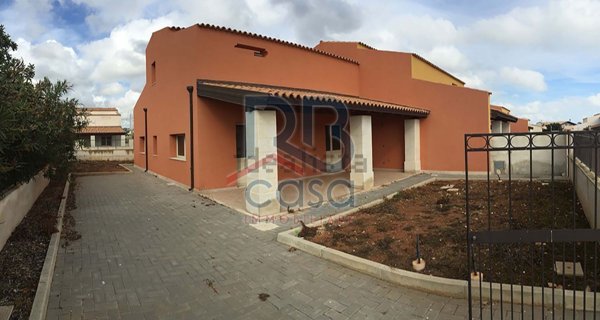 casa indipendente in vendita a Pozzallo