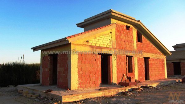 casa indipendente in vendita a Pozzallo