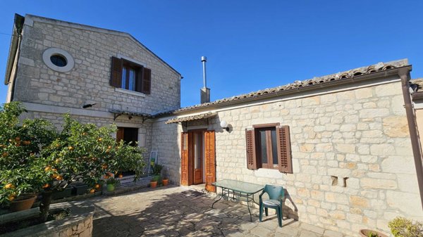 appartamento in vendita a Pozzallo