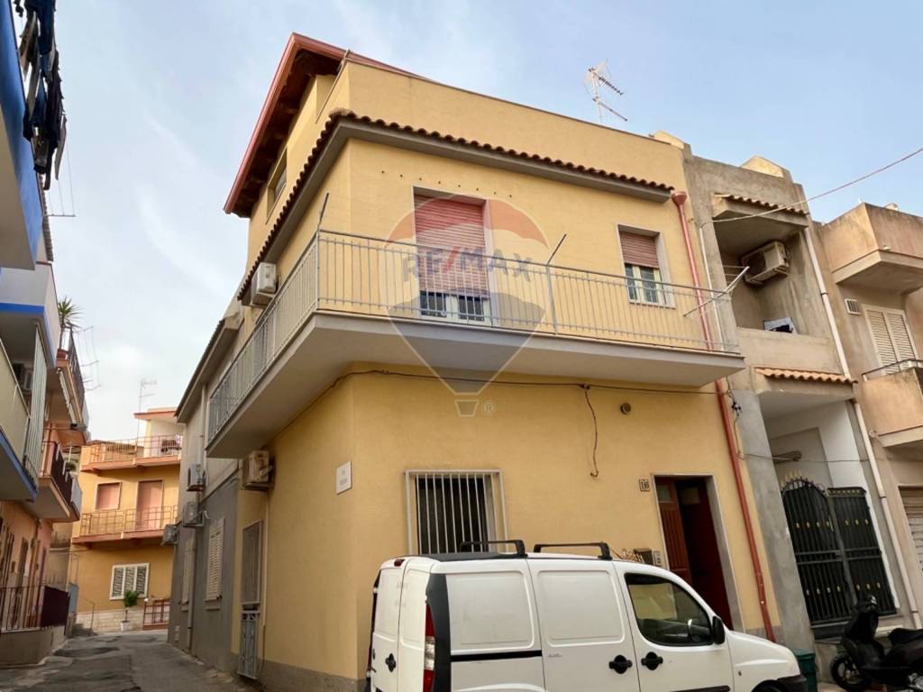 casa indipendente in vendita a Pozzallo