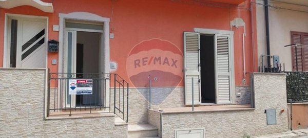 casa semindipendente in vendita a Pozzallo