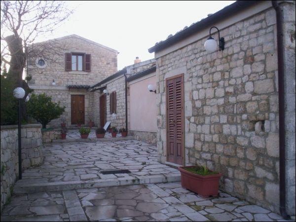 casa indipendente in vendita a Pozzallo