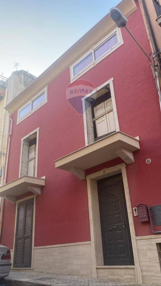 casa indipendente in vendita a Pozzallo