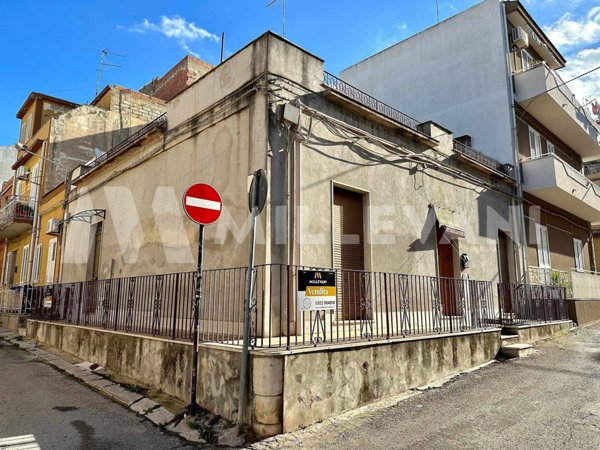 casa indipendente in vendita a Pozzallo