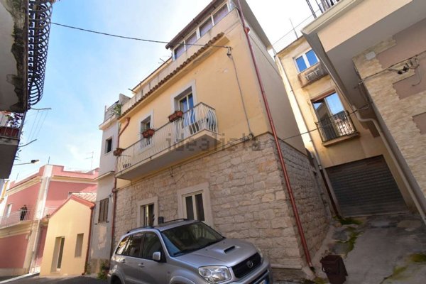 casa indipendente in vendita a Pozzallo