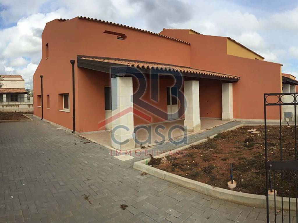 casa indipendente in vendita a Pozzallo