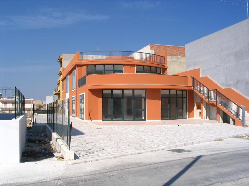 locale commerciale in vendita a Pozzallo