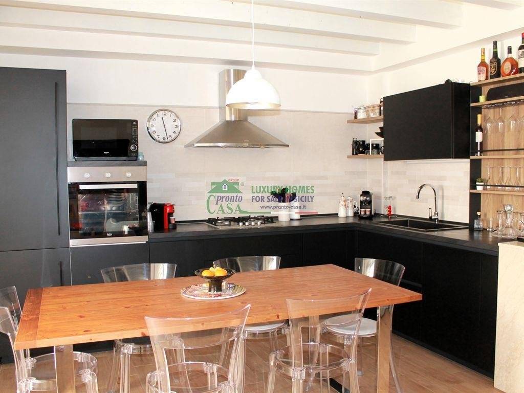 casa indipendente in vendita a Pozzallo