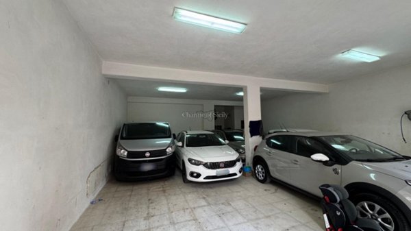 negozio in vendita a Pozzallo