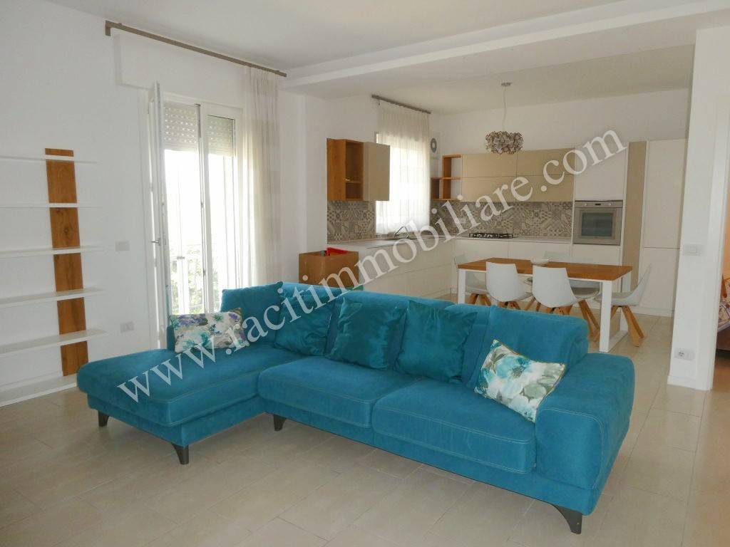 appartamento in vendita a Pozzallo