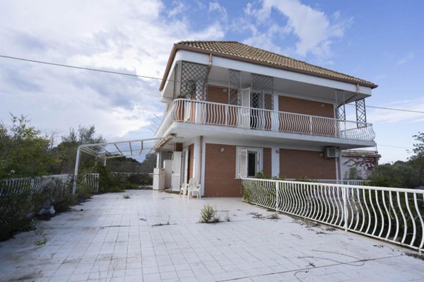 casa indipendente in vendita a Pozzallo