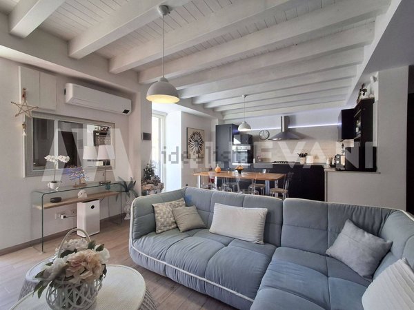 casa semindipendente in vendita a Pozzallo