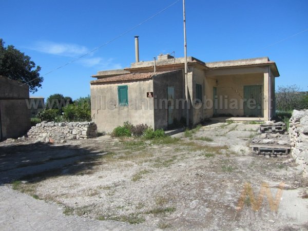 casa indipendente in vendita a Pozzallo